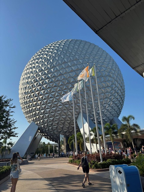 5 ways to do Disney World on a&nbsp;budget.